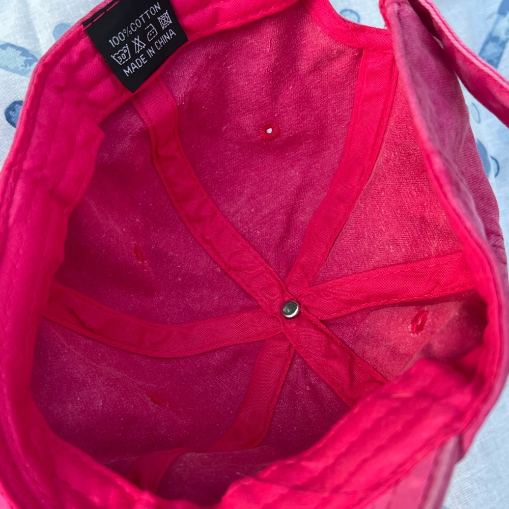 Pink baseball cap - Picture 2 of 4